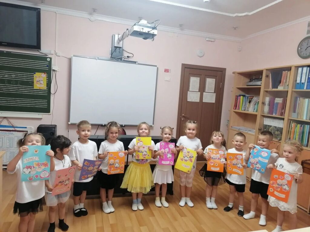 Наши малыши подготовили новую выставку